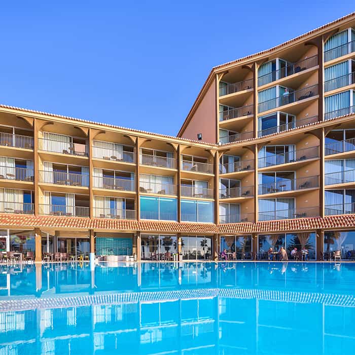Four Views Oasis Hotel